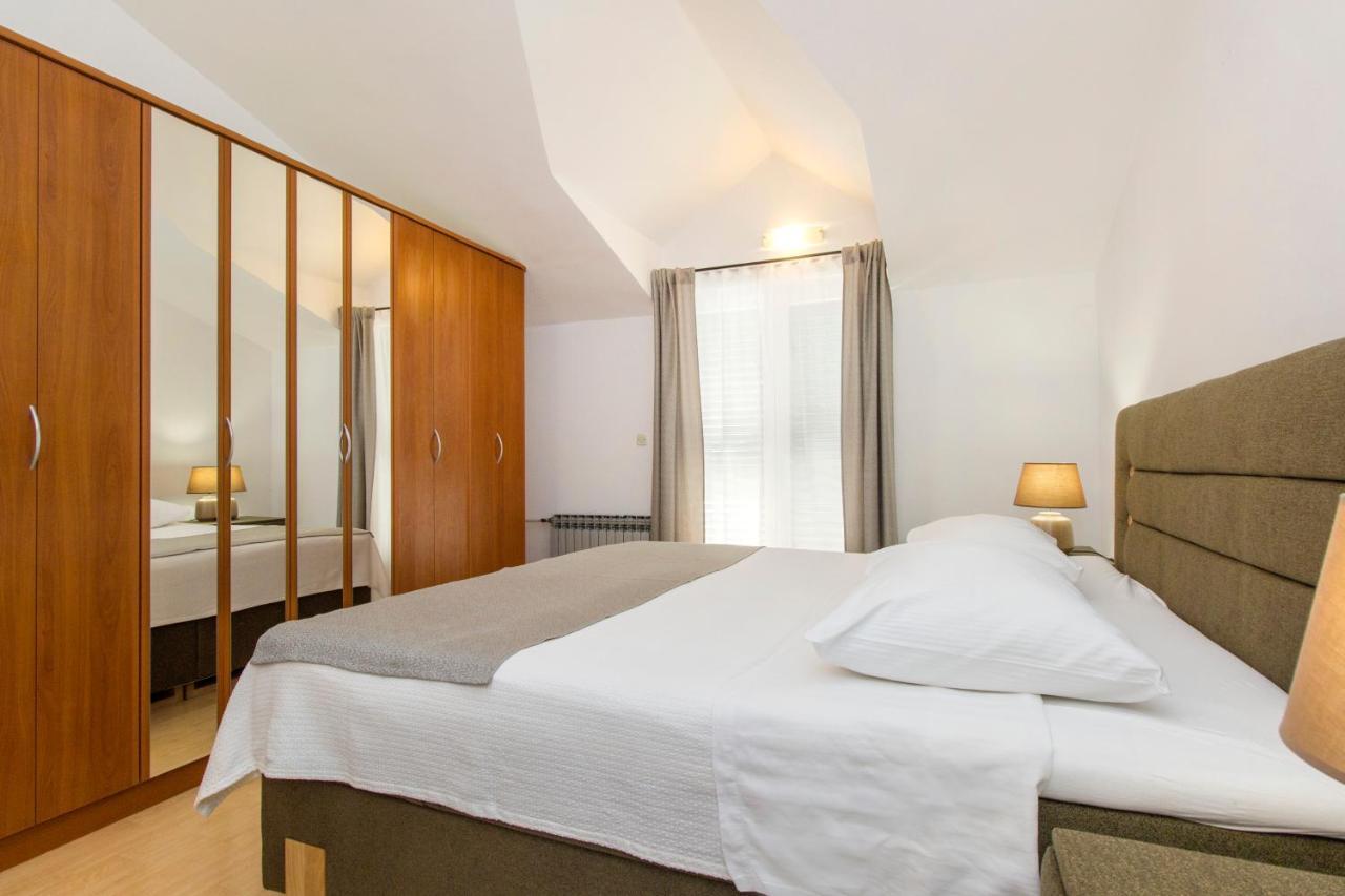 Apartamento Luka Šibenik Exterior foto