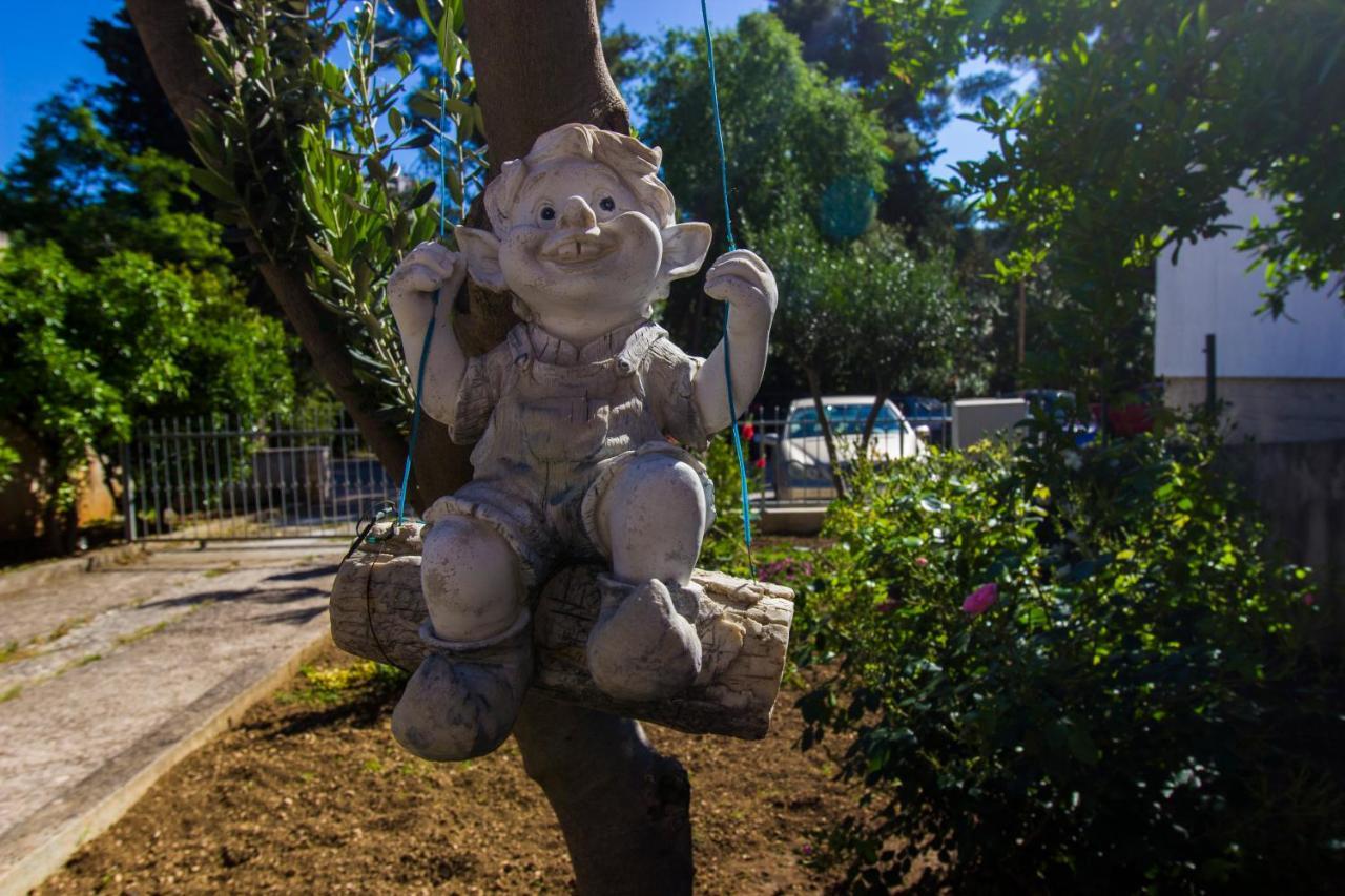 Apartamento Luka Šibenik Exterior foto